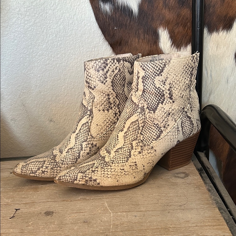 Forever 21 Beige Snakeskin Ankle Booties